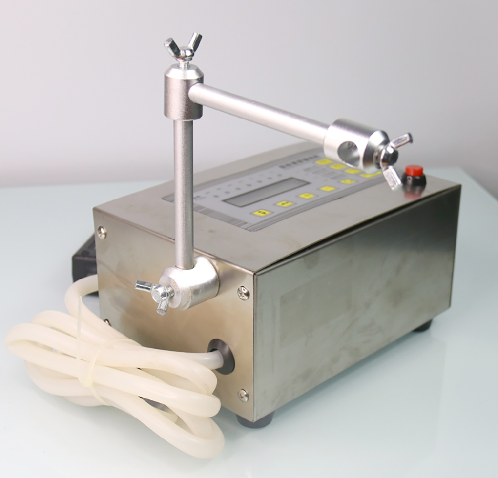 1670568372789490.jpg 小型灌裝機_13.jpg